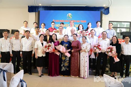 Phường Đạo Thạnh họp mặt kỷ niệm Ngày Doanh nhân Việt Nam 13-10