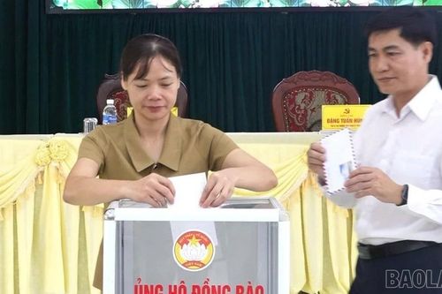 Phường Cầu Thia phát động ủng hộ Nhân dân tỉnh Lào Cai khắc phục thiệt hại do hoàn lưu bão số 10 gây ra