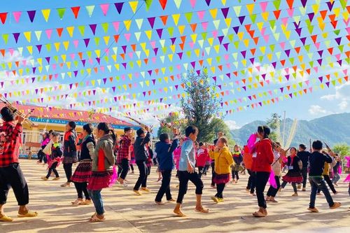 Câu lạc bộ 'Thủ lĩnh của sự thay đổi' ở vùng cao
