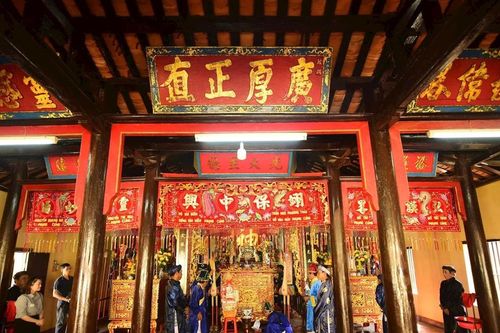 Lệ Tế thu ở Di tích kiến trúc nghệ thuật Quốc gia Đình làng Tú Luông