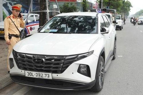Cần lời giải tranh chấp chỗ đỗ xe trước nhà dân