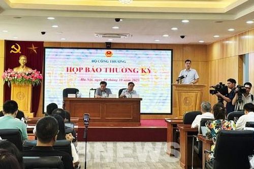Ba trụ cột điện, xuất khẩu, thương mại điện tử thúc đẩy tăng trưởng bền vững cuối năm