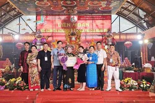 Âm vang mùa thu Côn Sơn - Kiếp Bạc: Khai mạc Giao lưu thực hành Tín ngưỡng thờ Mẫu Đền Thánh Hóa năm 2025