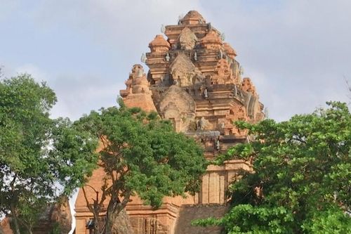 Khánh Hòa đề xuất dời Ngày hội Văn hóa dân tộc Chăm lần thứ VI sang tháng 12/2025