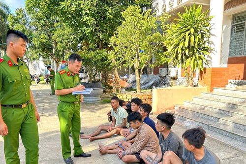 Đưa đủ 314 học viên bỏ trốn trở lại cơ sở cai nghiện, bắt tạm giam 14 đối tượng