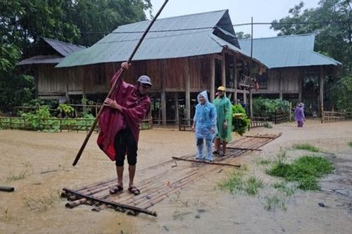 Cẩn trọng với những vi khuẩn nguy hiểm trong nước lũ