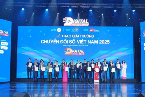 Văn phòng Thành ủy Hà Nội nhận giải chuyển đổi số xuất sắc