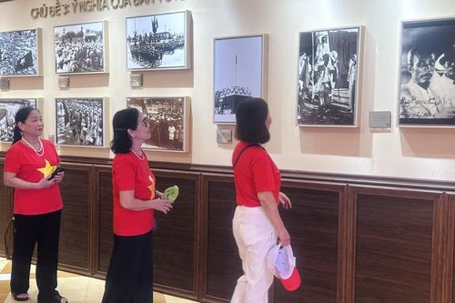 Hà Nội - trái tim của cả nước vững bước trong kỷ nguyên mới
