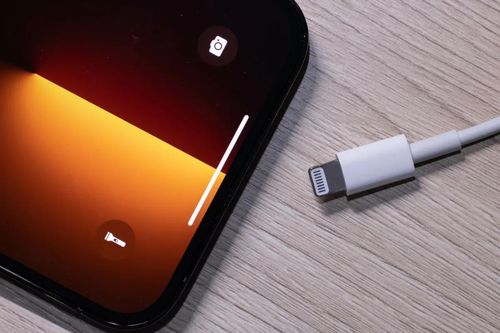 Cách tận dụng cáp Lightning cũ thay vì vứt bỏ