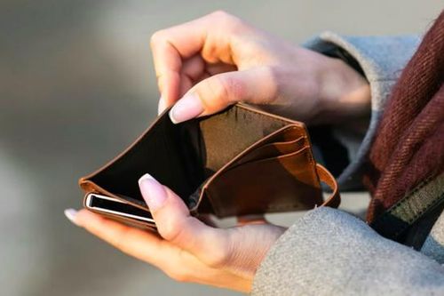 7 thói quen tưởng tiết kiệm nhưng lại đang khiến bạn nghèo đi