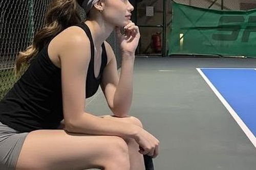 Một lần đổi đội trên sân Pickleball, tôi vô tình nghe được bí mật khiến bản thân rụng rời, không dám coi thường vợ như trước