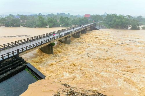 Yêu cầu Thái Nguyên chống tràn khẩn cấp đê Hà Châu ứng phó lũ đặc biệt lớn trên sông Cầu