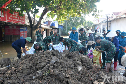 Sư đoàn 312 giúp dân khắc phục hậu quả thiên tai