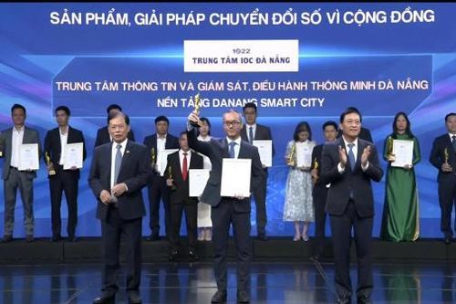 Nền tảng Danang Smart City được vinh danh tại Giải thưởng Chuyển đổi số Việt Nam 2025