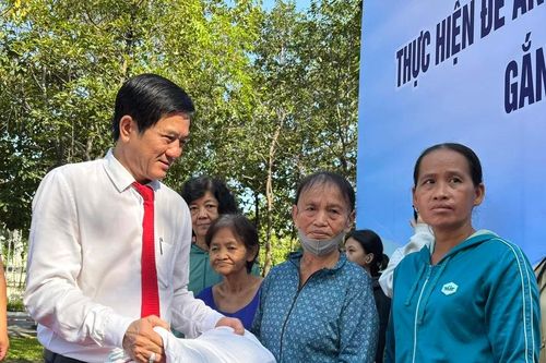 Phường Dĩ An (TPHCM): Ra mắt mô hình 'Hạt gạo trao đi - Xanh đẹp phố phường'