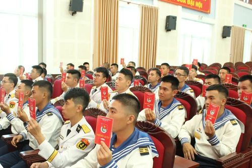 Tuổi trẻ Lữ đoàn 171 sẵn sàng xung kích, đi đầu