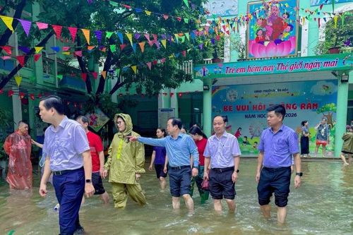 Toàn bộ học sinh Hà Nội đã trở lại trường học trực tiếp