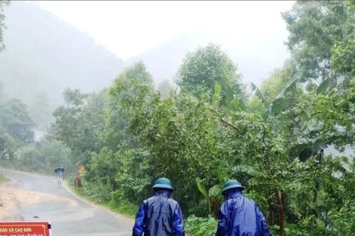 Một số xã vùng cao ở tỉnh Phú Thọ bị cô lập do sạt lở