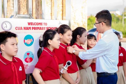 Hợp tác quốc tế mở rộng cánh cửa tri thức cho học sinh