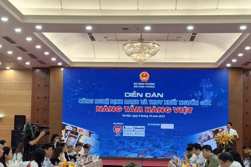 Hàng giả len lỏi mọi ngóc ngách, doanh nghiệp tung giải pháp 'hộ chiếu số' chống giả toàn diện