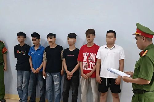 Tạm giam 6 đối tượng vô cớ tấn công người đi đường ở Đà Nẵng