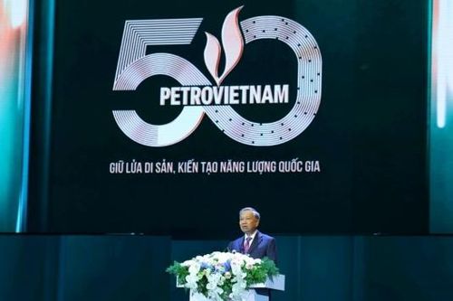 '8 chữ vàng' là 'kim chỉ nam' cho chiến lược phát triển PETROVIETNAM trong kỷ nguyên mới