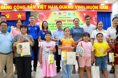 EVNGENCO3 mang Trung thu ấm áp đến trẻ em khó khăn