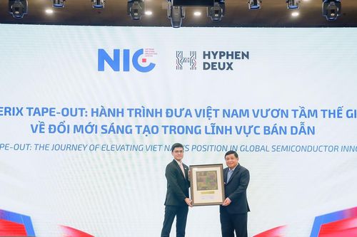 Hyphen Deux công bố Chip vi điều khiển HDx32U tại Innovate Vietnam 2025