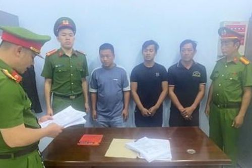 Tạm giữ 3 đối tượng gây rối tại khu vực trạm thu phí Toàn Mỹ 14, Lâm Đồng