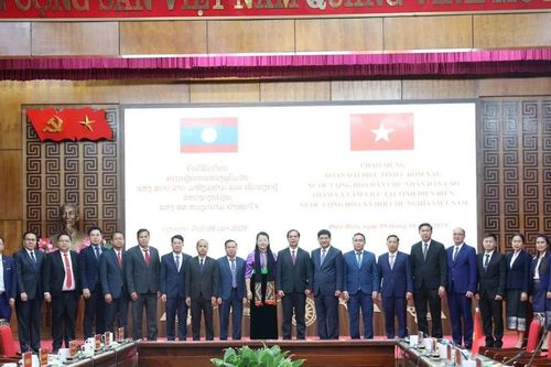 Điện Biên trao đổi kinh nghiệm vận hành chính quyền 2 cấp với địa phương của Lào
