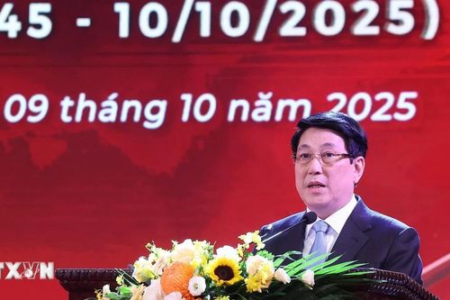 'Phát triển đội ngũ luật sư có đạo đức trong sáng, giỏi chuyên môn nghiệp vụ'