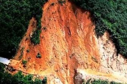 Tuyến đường 433 tiếp tục bị sạt lở, khiến nhiều xã vùng cao Phú Thọ bị cô lập