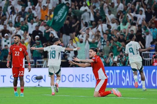 Indonesia đá chẳng khác gì tuyển Việt Nam thời HLV Troussier