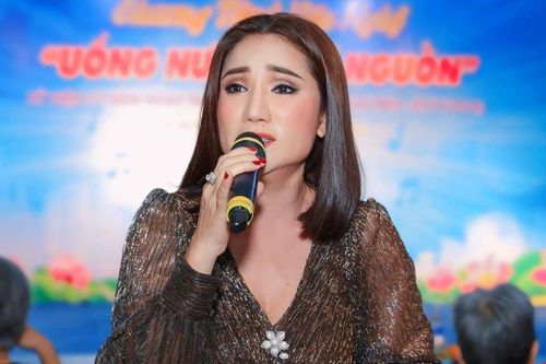Thông báo khẩn của MC Cát Tường