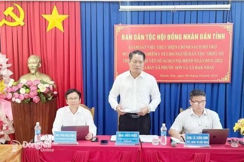 Quan tâm hỗ trợ bảo hiểm y tế cho đồng bào dân tộc thiểu số