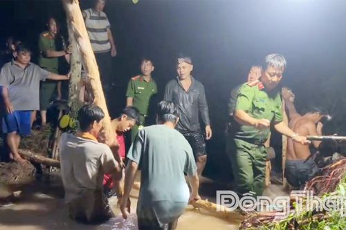 Cảnh báo vỡ đê tại xã Hiệp Đức, tình hình diễn biến phức tạp