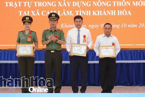 Sơ kết công tác xây dựng, nhân rộng mô hình, điển hình tiên tiến về đảm bảo an ninh, trật tự trong xây dựng nông thôn mới