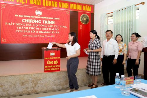 Ủy ban MTTQ phường Nha Trang phát động ủng hộ đồng bào bị thiệt hại do cơn bão số 10