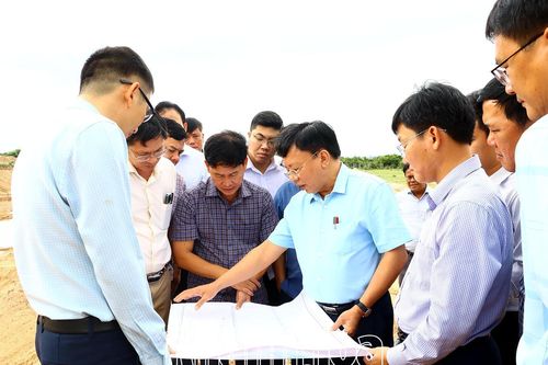Đẩy nhanh tiến độ Dự án Đoạn từ Quốc lộ 1 đến Cảng biển tổng hợp Cà Ná
