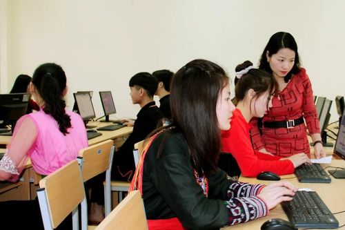 Lào Cai tăng cường bảo vệ trẻ em trên môi trường mạng