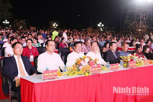 Khai mạc Lễ hội truyền thống Đền Trần Thương năm 2025
