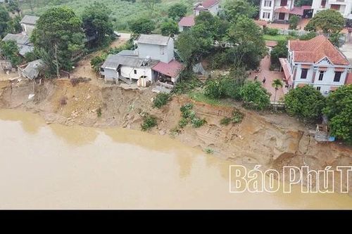 Sạt lở bờ sông Lô tại xã Dân Chủ và Phú Mỹ diễn biến phức tạp
