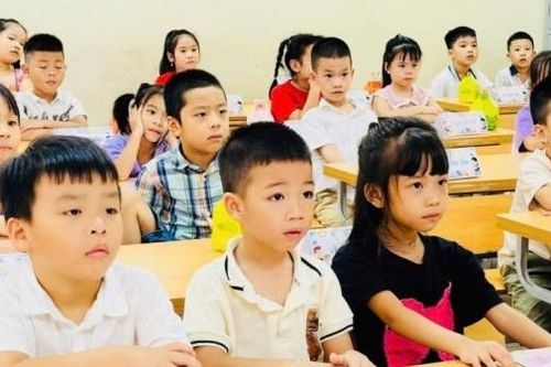 Hà Nội: Tuyệt đối không để xảy ra tình trạng 'lạm thu' đầu năm học