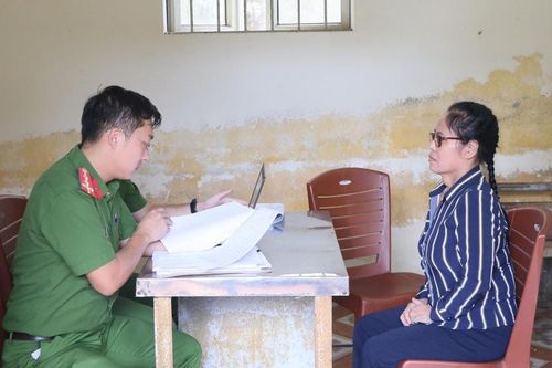 Bắt cựu nhân viên ngân hàng trốn truy nã suốt 30 năm