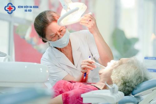 Bệnh viện Đa khoa Hà Nội khám bệnh, phát thuốc cho gần 700 người dân Bắc Sơn - Lạng Sơn