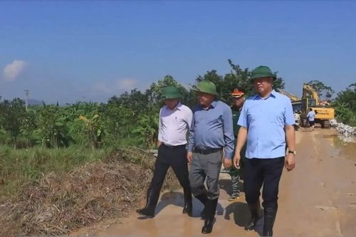 Lũ sông Cầu vượt báo động 3, Hà Nội ứng phó khẩn cấp