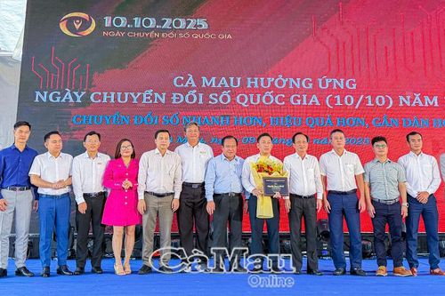Nhiều hoạt động trong chương trình 'Cà Mau hưởng ứng ngày Chuyển đổi số quốc gia 2025'