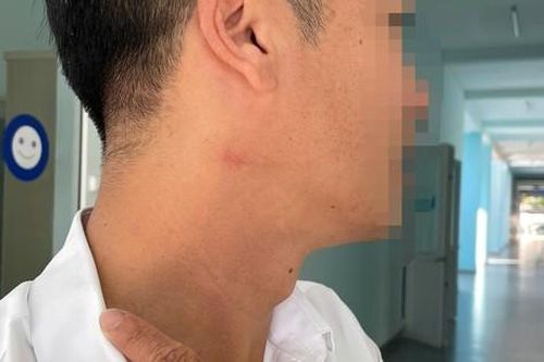 Bộ GD-ĐT yêu cầu xử lý vụ thầy giáo tại Đắk Lắk hành hung đồng nghiệp