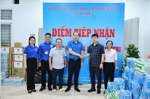 Hà Nội: Người dân xã Đa Phúc được hỗ trợ nhu yếu phẩm do ảnh hưởng của bão