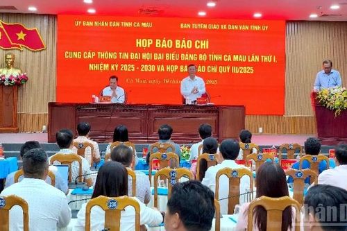 Cà Mau công bố sự kiện đại hội 'số hóa' không dùng văn bản giấy